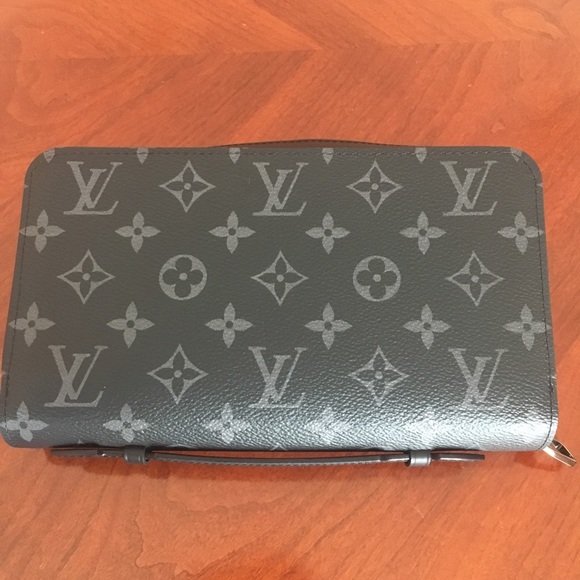 new never used LV black and grey Monogram canvas - Picture 3 of 8